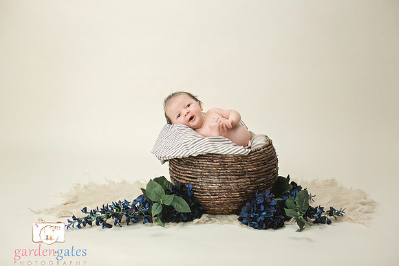 Yakima Newborn Photogapher