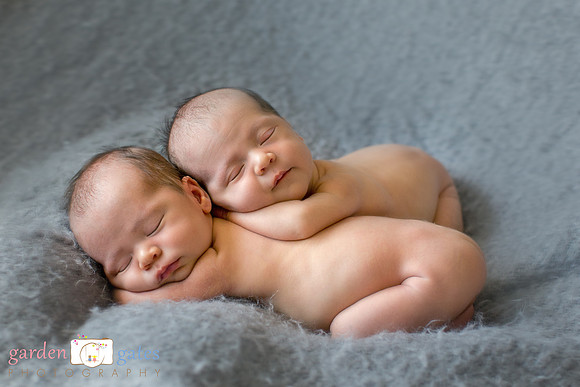 Yakima Newborn Photographer Twins